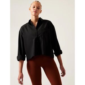 ATHLETA Cropped Stretch Tech Top